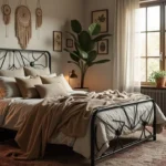 Cómo decorar un dormitorio con cabecero de forja: estilos y consejos